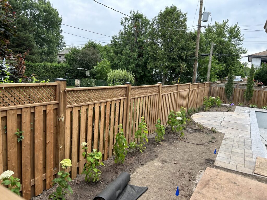 stepped lattice top good neighbour fence